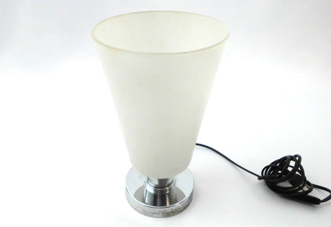 Sleek, contemporary designed dimmable desk Lamp 1960s. Matte white Lampshade with E27  fitting. Chrome Metal Base.